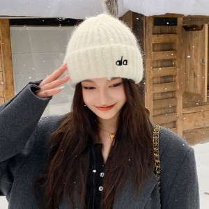 겨울 알파카터치 골지 니트 비니 자수포인트 DS-5162